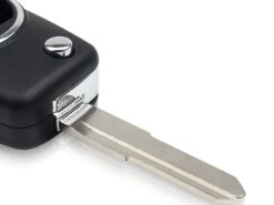 Chiave telecomando per SUZUKI SWIFT SX4 VITARA ALTO IGNIS JIMNY Splash 2 Bottoni 4 Chiave telecomando per SUZUKI SWIFT SX4 VITARA ALTO IGNIS JIMNY Splash 2 Bottoni - KEYYOU Modified Flip Folding Car Remote Key Case Shell For SUZUKI SWIFT SX4 VITARA ALTO IGNIS 2