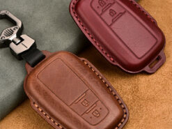 Cover chiave telecomando per Toyota Camry Prius Corolla C-HR CHR RAV4 Avalon Land Cruiser Prado 2018 2019 2020 7 Cover chiave telecomando per Toyota Camry Prius Corolla C-HR CHR RAV4 Avalon Land Cruiser Prado 2018 2019 2020 - Copertura chiave dell automobile del cuoio genuino per Toyota Camry Prius Corolla C HR CHR RAV4 4