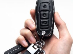 Cover chiave telecomando per Ford MK3 MK4 MK5 Fiesta Ecosport Kuga Explorer Edge Mustang 3 4 ST Mondeo - Custodia in pelle per telecomando per auto copertura completa per Ford MK3 MK4 MK5 Fiesta Ecosport 2