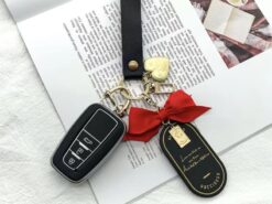 Cover Chiave/telecomando per Toyota Prius Camry C-HR CHR RAV4 Corolla Prado 2018 5 Cover Chiave/telecomando per Toyota Prius Camry C-HR CHR RAV4 Corolla Prado 2018 - 2020 in pelle TPU auto chiave della copertura della cassa accessori portachiavi copre per Toyota Prius 3