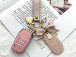 Cover Chiave/telecomando per Toyota Prius Camry C-HR CHR RAV4 Corolla Prado 2018 7 Cover Chiave/telecomando per Toyota Prius Camry C-HR CHR RAV4 Corolla Prado 2018 - 2020 in pelle TPU auto chiave della copertura della cassa accessori portachiavi copre per Toyota Prius 5