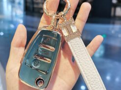 Cover Chiave/telecomando per Audi Q3 Q5 Q7 Q8 TT S3 S4 S6 RS A1 A3 8P 8L A4 A5 B6 B7 A6 A7 C5 C6 4F - Di modo TPU Chiave Dell automobile Di Vibrazione Della Copertura Della Cassa Borsette Per Audi Q3 2