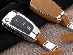 Cover Chiave/telecomando per Audi A3 8L 8P A4 B6 b7 B8 C6 4F RS3 Q3 Q7 TT 8L 8V S3 - In lega di zinco Chiave di Protezione in pelle di Auto Styling Auto Borsette Caso Della 2