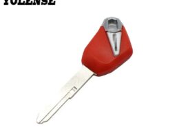 Chiave/telecomando per Kawasaki Z1000 Z1000SX ZX-14R GTR1400 Versys 650 ER6N 4 Chiave/telecomando per Kawasaki Z1000 Z1000SX ZX-14R GTR1400 Versys 650 ER6N - Motocross Motor bike Parts Embryo Blank Keys For Kawasaki Z1000 Z1000SX ZX 14R GTR1400 Versys 650 3